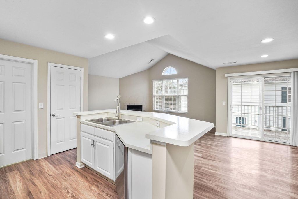 Photo of 5027 Stratford Pine Lane, Dublin, OH 43016 (MLS # 226012188)