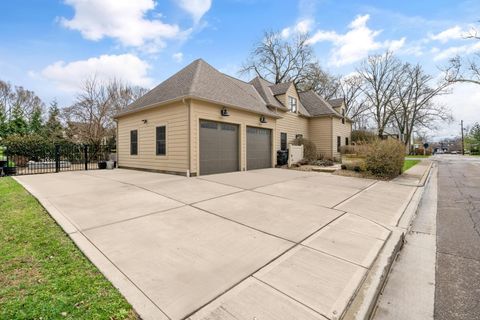 Tiny photo for 2604 Sherwood Road, Columbus, OH 43209 (MLS # 226007728)