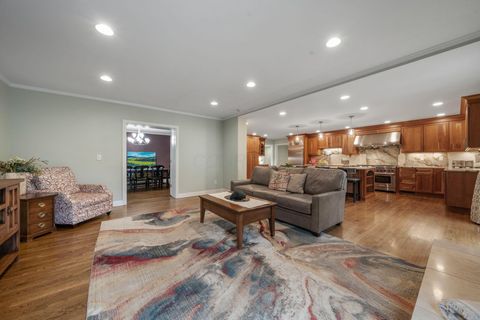 Tiny photo for 2604 Sherwood Road, Columbus, OH 43209 (MLS # 226007728)