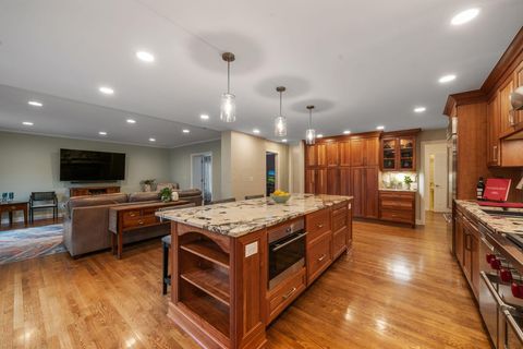 Tiny photo for 2604 Sherwood Road, Columbus, OH 43209 (MLS # 226007728)