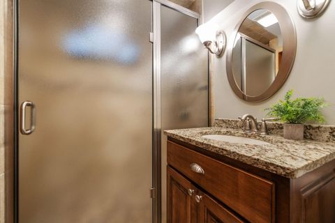 Tiny photo for 2604 Sherwood Road, Columbus, OH 43209 (MLS # 226007728)