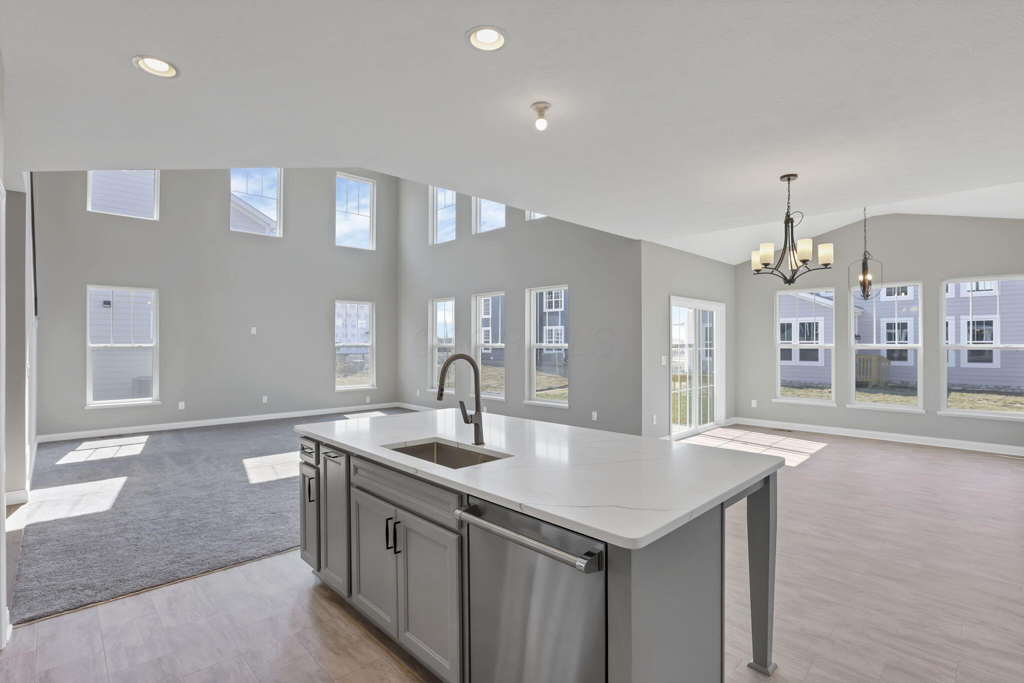 7071 Gorden Drive, Dublin, Ohio image 18