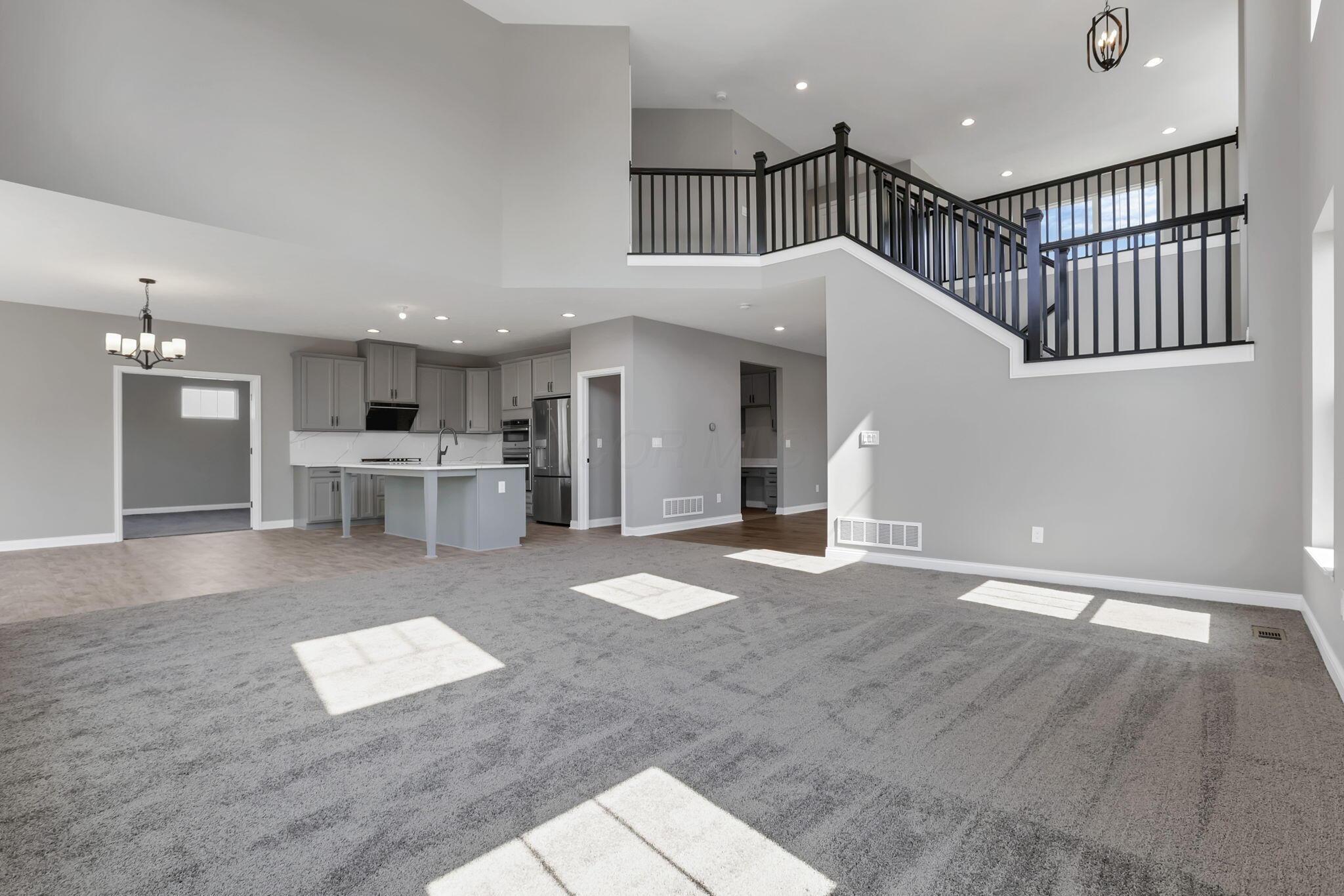 7071 Gorden Drive, Dublin, Ohio image 8