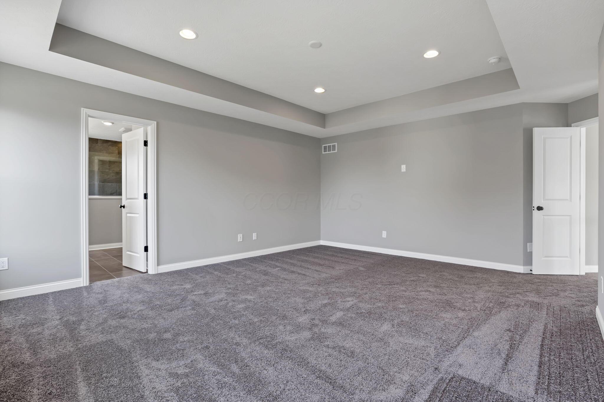 7071 Gorden Drive, Dublin, Ohio image 33