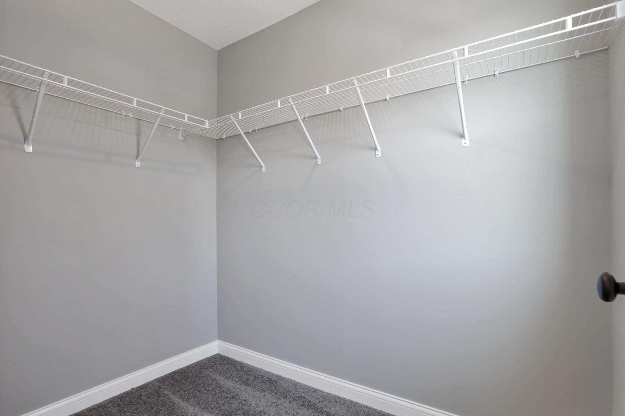 7071 Gorden Drive, Dublin, Ohio image 40
