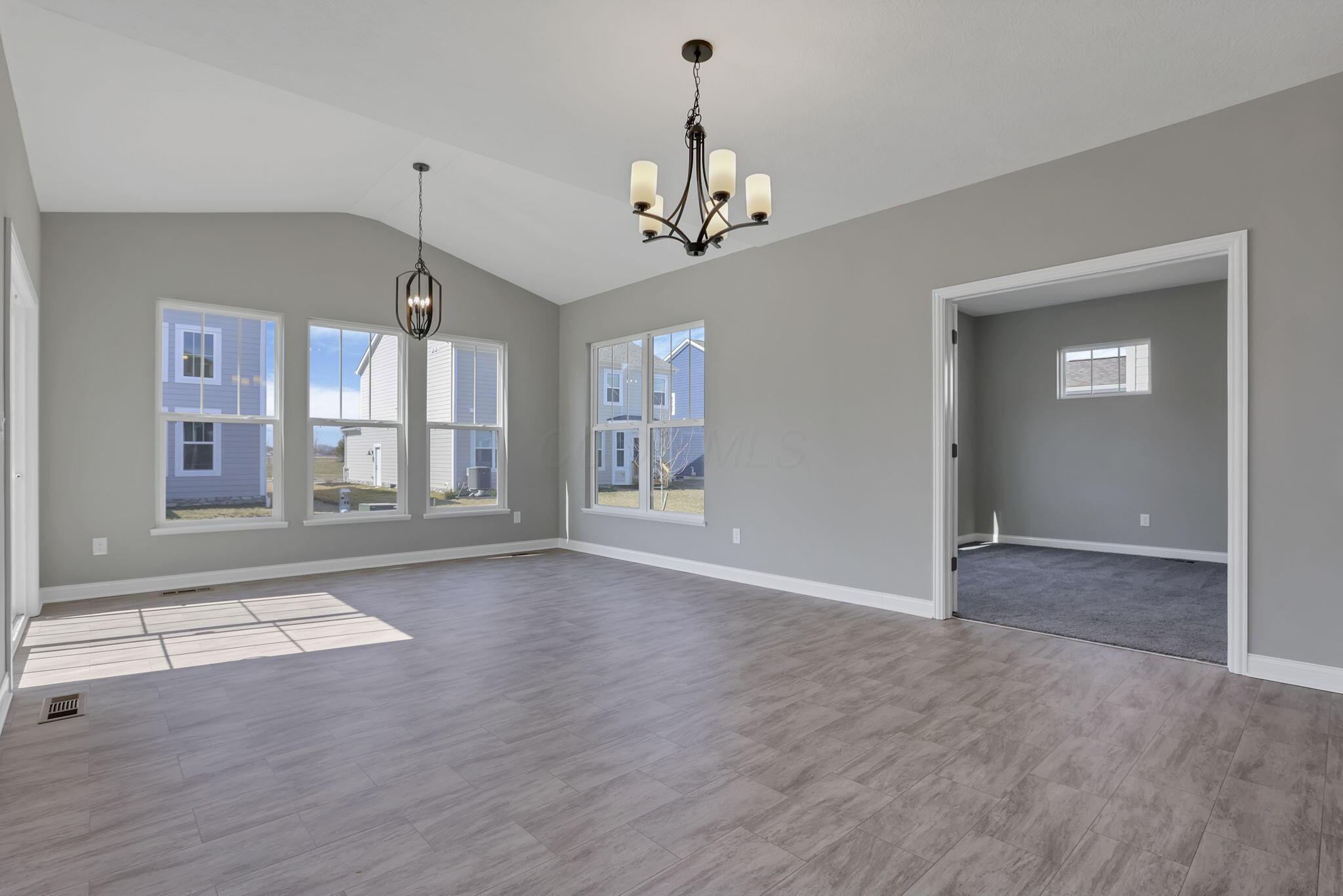7071 Gorden Drive, Dublin, Ohio image 12