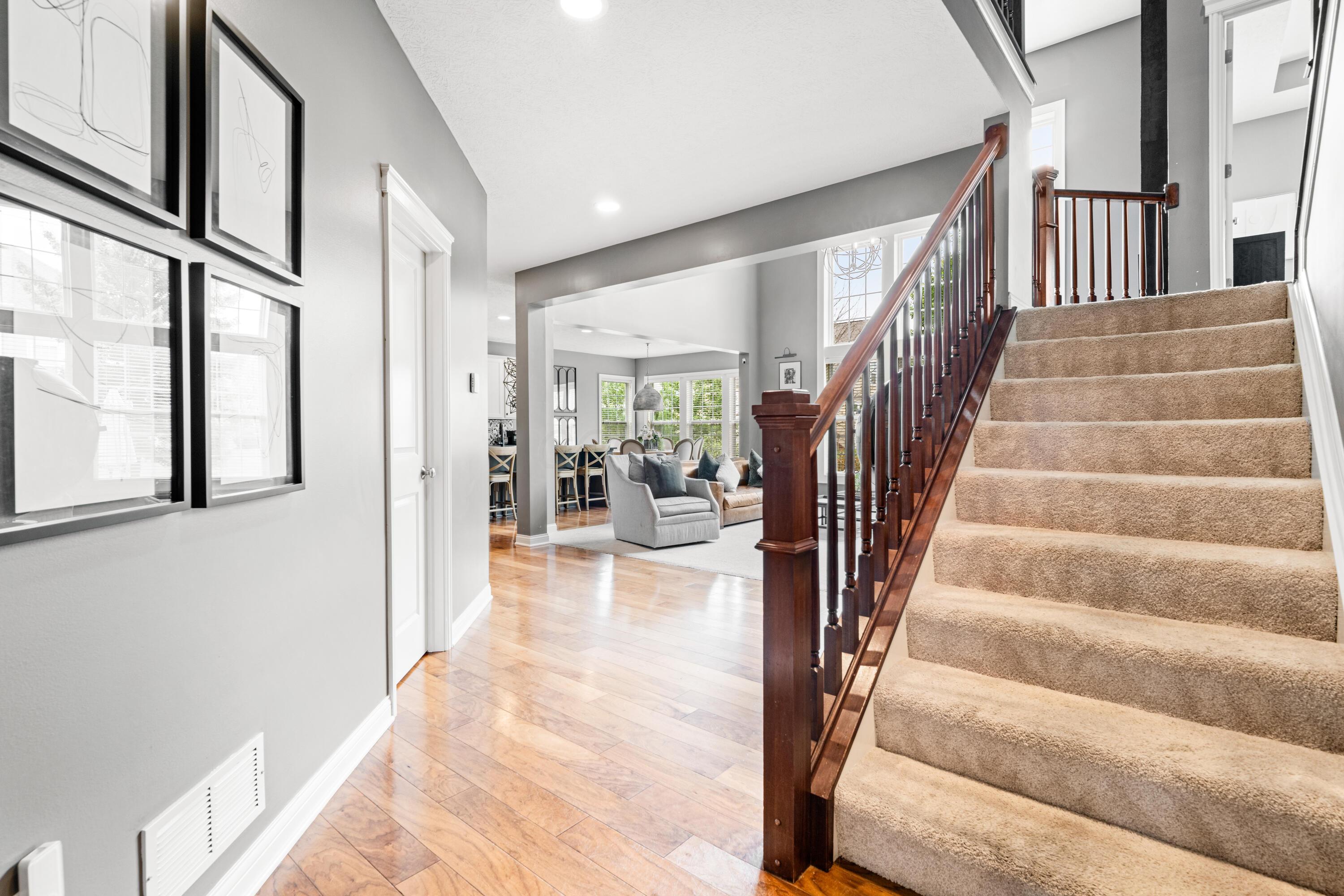 2505 Isabella Blue Drive, Powell, Ohio image 3