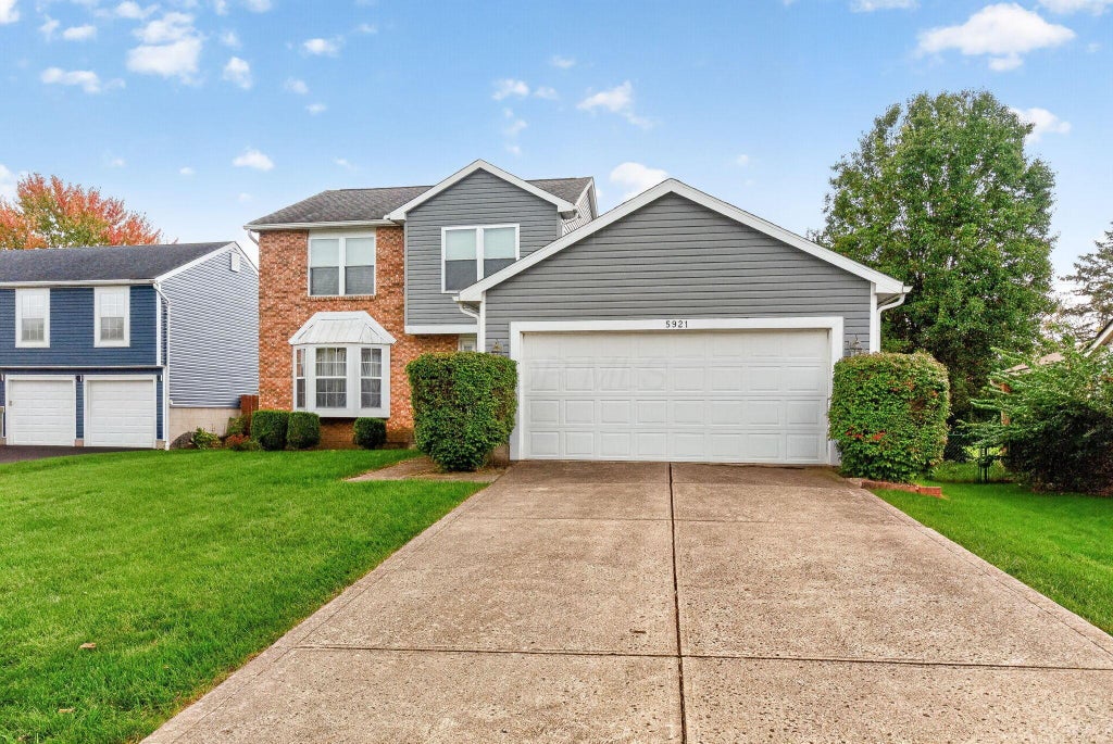 Photo of 5921 Sundrops Avenue, Galloway, OH 43119 (MLS # 226040495)