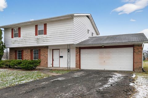 Photo of 45 Kanpur Place, Westerville, OH 43081 (MLS # 225045956)