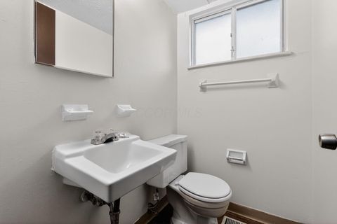 Tiny photo for 45 Kanpur Place, Westerville, OH 43081 (MLS # 225045956)