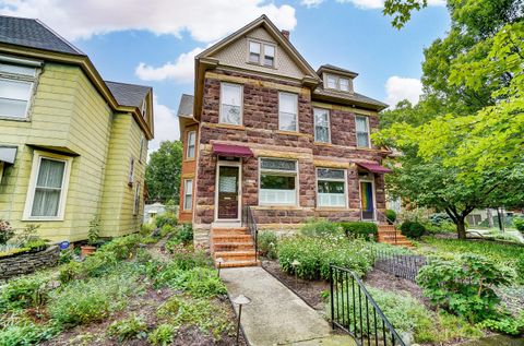 Photo of 396 W 7th Avenue, Columbus, OH 43201 (MLS # 225028555)