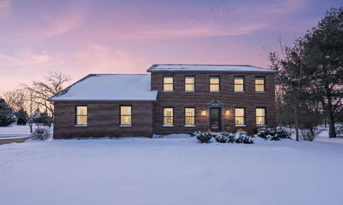 Photo of 55 Roland Court, Pataskala, OH 43062 (MLS # 226002977)