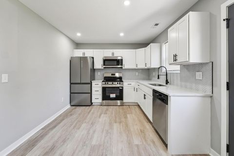 Tiny photo for 711 S Waverly Street, Columbus, OH 43213 (MLS # 225039539)
