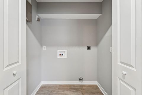Tiny photo for 711 S Waverly Street, Columbus, OH 43213 (MLS # 225039539)