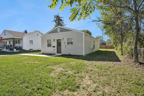 Tiny photo for 711 S Waverly Street, Columbus, OH 43213 (MLS # 225039539)