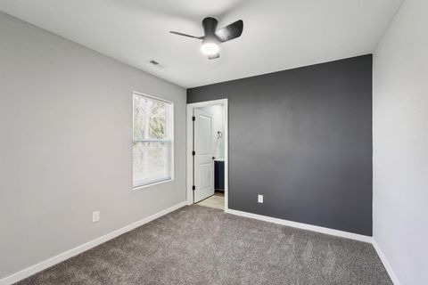 Tiny photo for 711 S Waverly Street, Columbus, OH 43213 (MLS # 225039539)