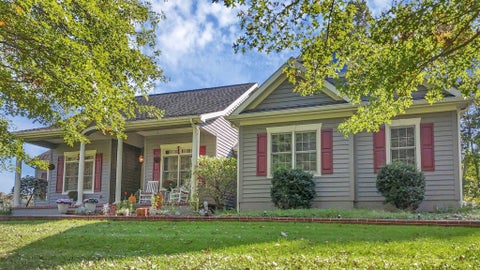 Photo of 14974 Bradford Drive, Logan, OH 43138 (MLS # 226039283)