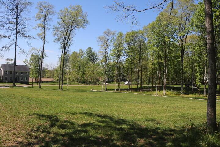 9583 Woodridge Circle
