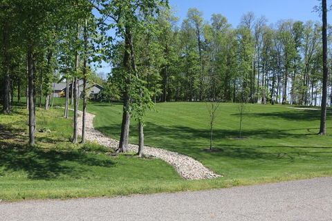 Photo of 9583 Woodridge Circle, Fredericktown, OH 43019 (MLS # 226016800)