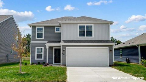 Photo of 490 Jaret Way, Washington Court House, OH 43160 (MLS # 226019364)