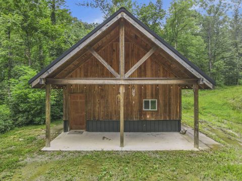 Multifamily For Sale - Greens Run Road<br/> Glouster, OH 45732