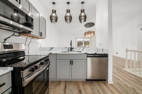 Tiny photo for 4575 Bimini Drive, Columbus, OH 43230 (MLS # 225045519)