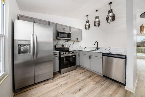 Tiny photo for 4575 Bimini Drive, Columbus, OH 43230 (MLS # 225045519)