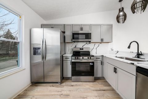 Tiny photo for 4575 Bimini Drive, Columbus, OH 43230 (MLS # 225045519)