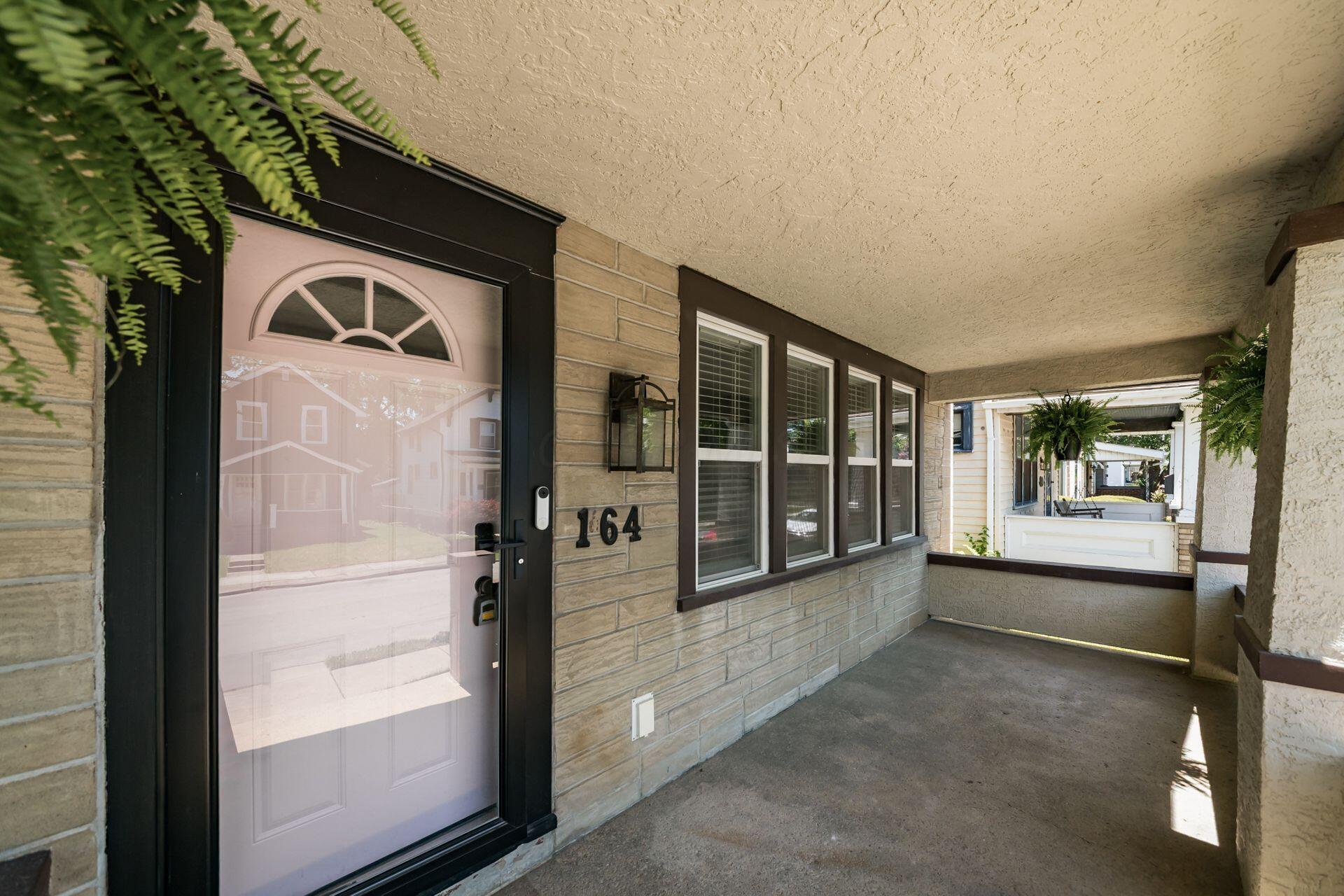 164 E Hinman Avenue