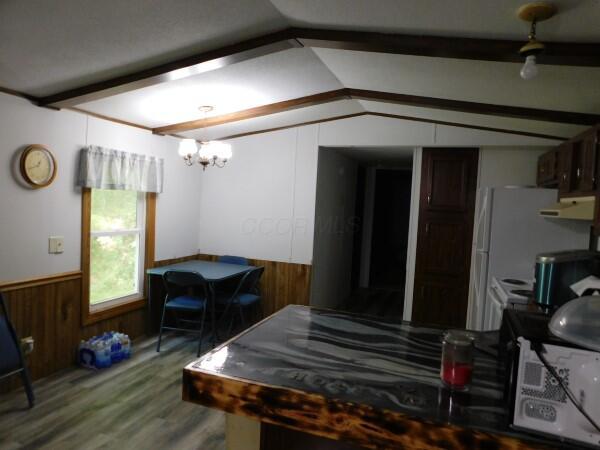 38344 Maysville Greendale Road, Logan, Ohio image 7