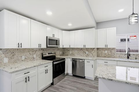 Tiny photo for 644 Stanley Avenue, Columbus, OH 43206 (MLS # 225045163)