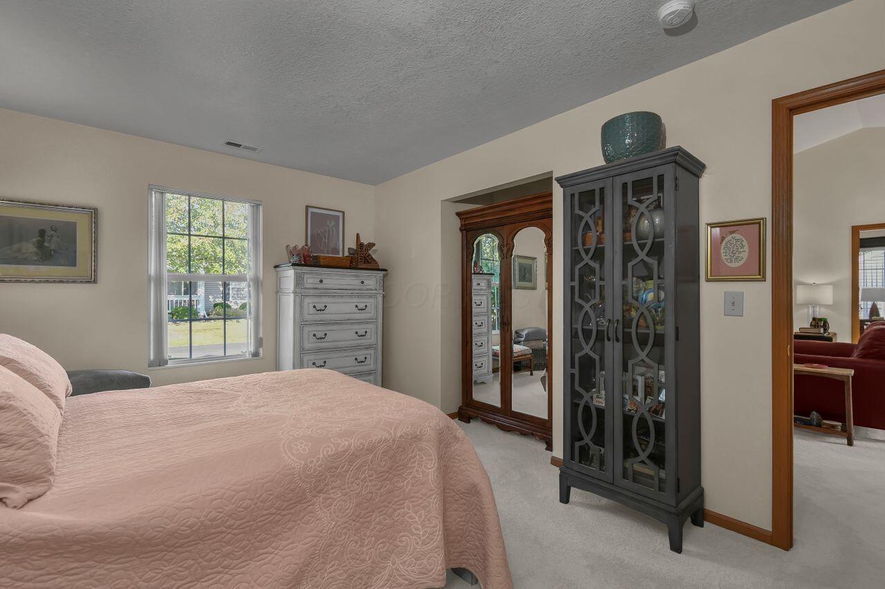 1324 Hillview Circle, Newark, Ohio image 21