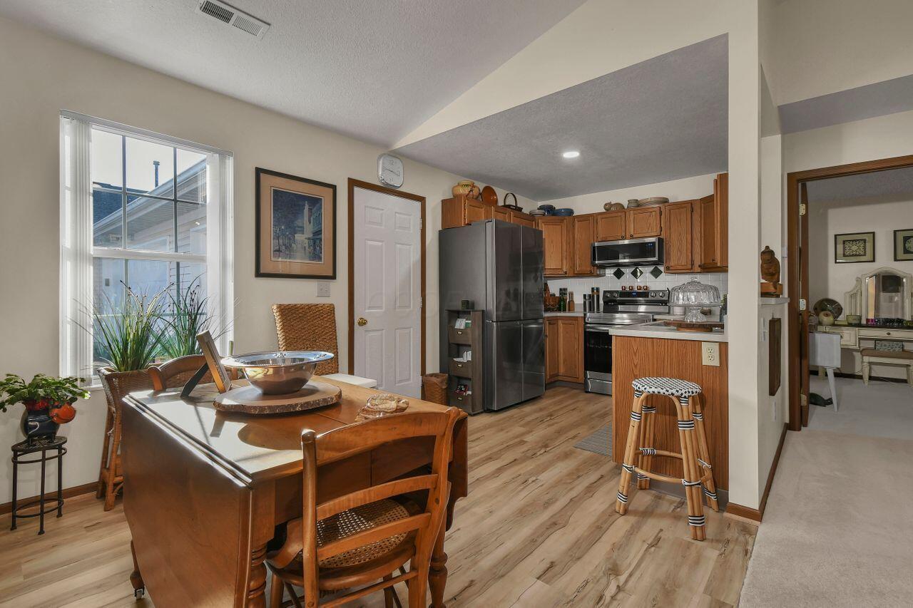 1324 Hillview Circle, Newark, Ohio image 10