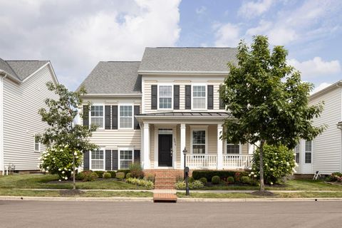 Photo of 5074 Hearthstone Park Drive, New Albany, OH 43054 (MLS # 225032603)