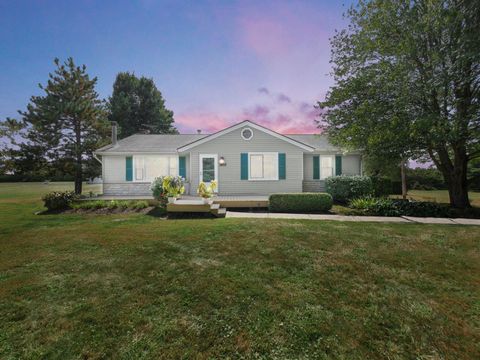 Photo of 3412 Creek Road, Sunbury, OH 43074 (MLS # 225034406)