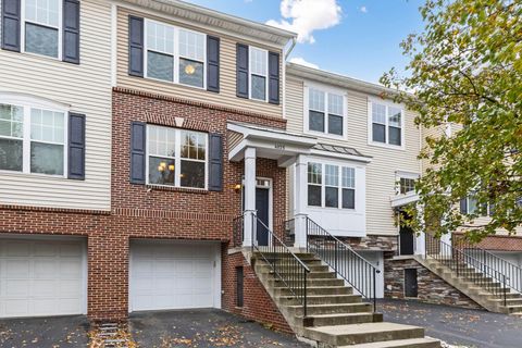 Photo of 4125 Emerius Drive, Columbus, OH 43219 (MLS # 226004667)