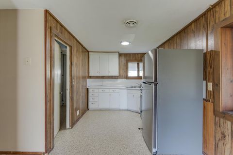 Tiny photo for 525 Ash Street, Marysville, OH 43040 (MLS # 225037664)