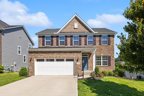 Photo of 213 Arlington Drive, Pickerington, OH 43147 (MLS # 226018617)