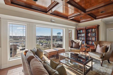 Photo of 3175 Tremont Road 504 #504, Columbus, OH 43221 (MLS # 226009757)