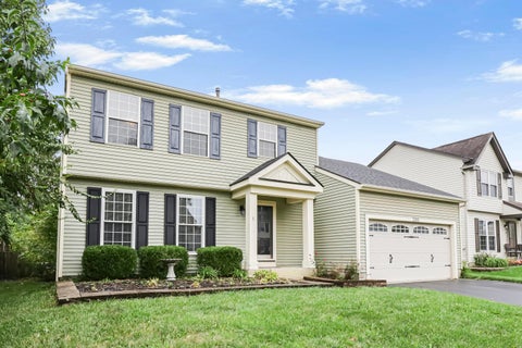 Tiny photo for 2100 Dunkeld Drive, Grove City, OH 43123 (MLS # 226036379)