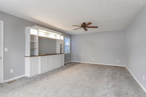 Tiny photo for 2100 Dunkeld Drive, Grove City, OH 43123 (MLS # 226036379)