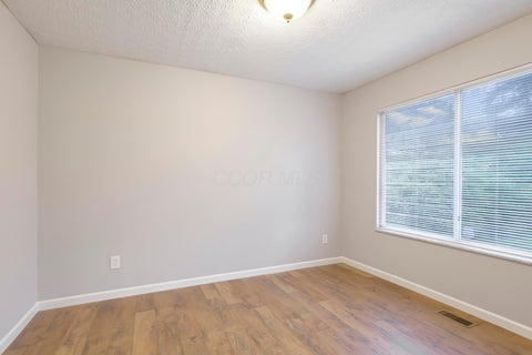 Tiny photo for 2100 Dunkeld Drive, Grove City, OH 43123 (MLS # 226036379)