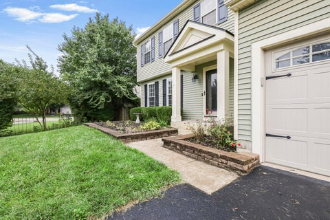 Tiny photo for 2100 Dunkeld Drive, Grove City, OH 43123 (MLS # 226036379)