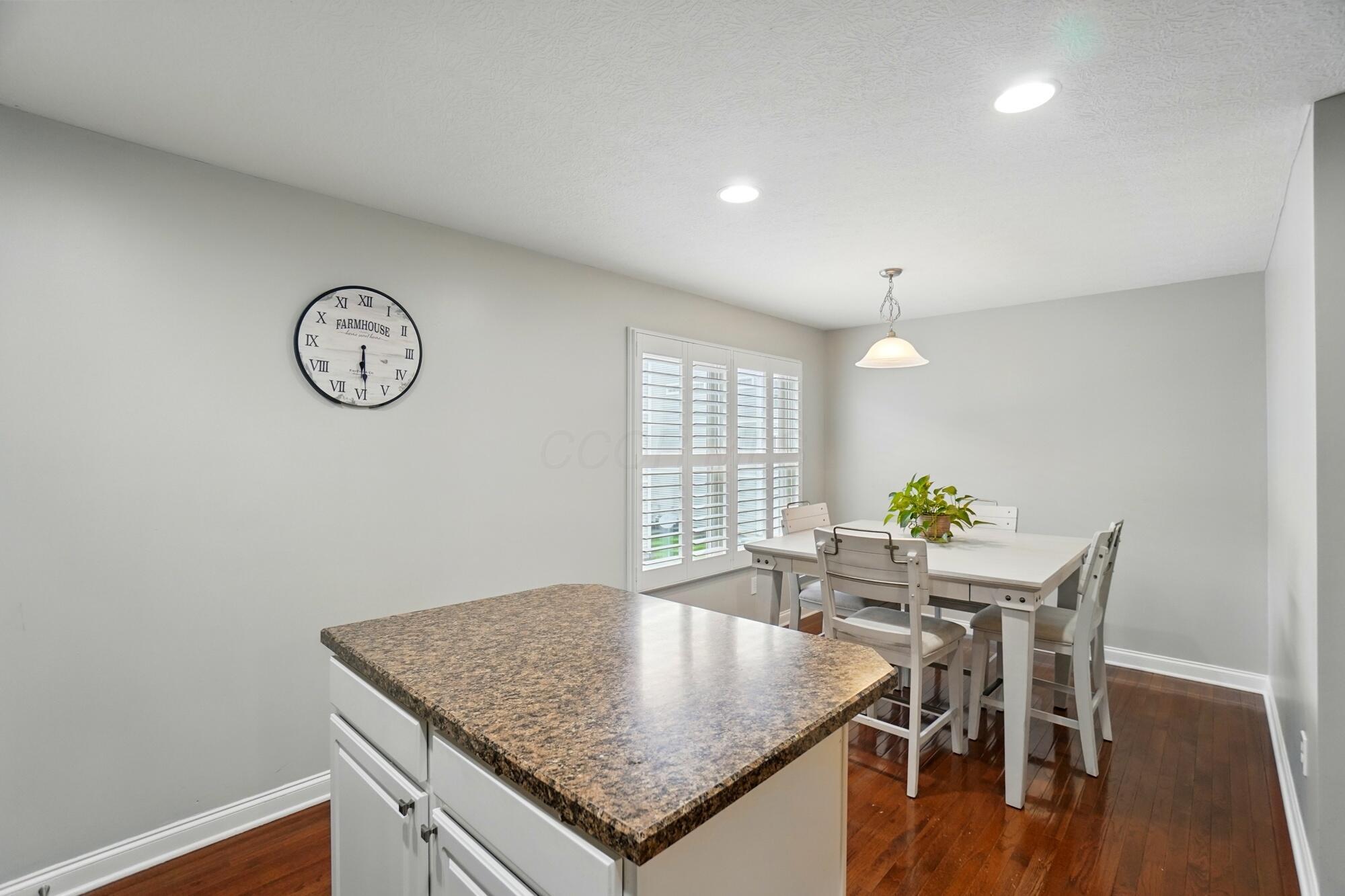 5932 Winberry Creek Drive #1106, Dublin, Ohio image 17