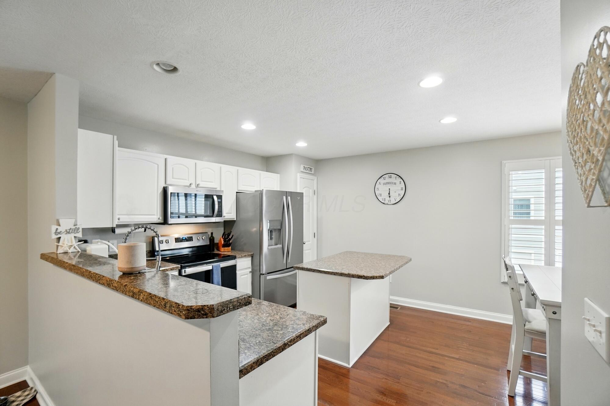 5932 Winberry Creek Drive #1106, Dublin, Ohio image 13