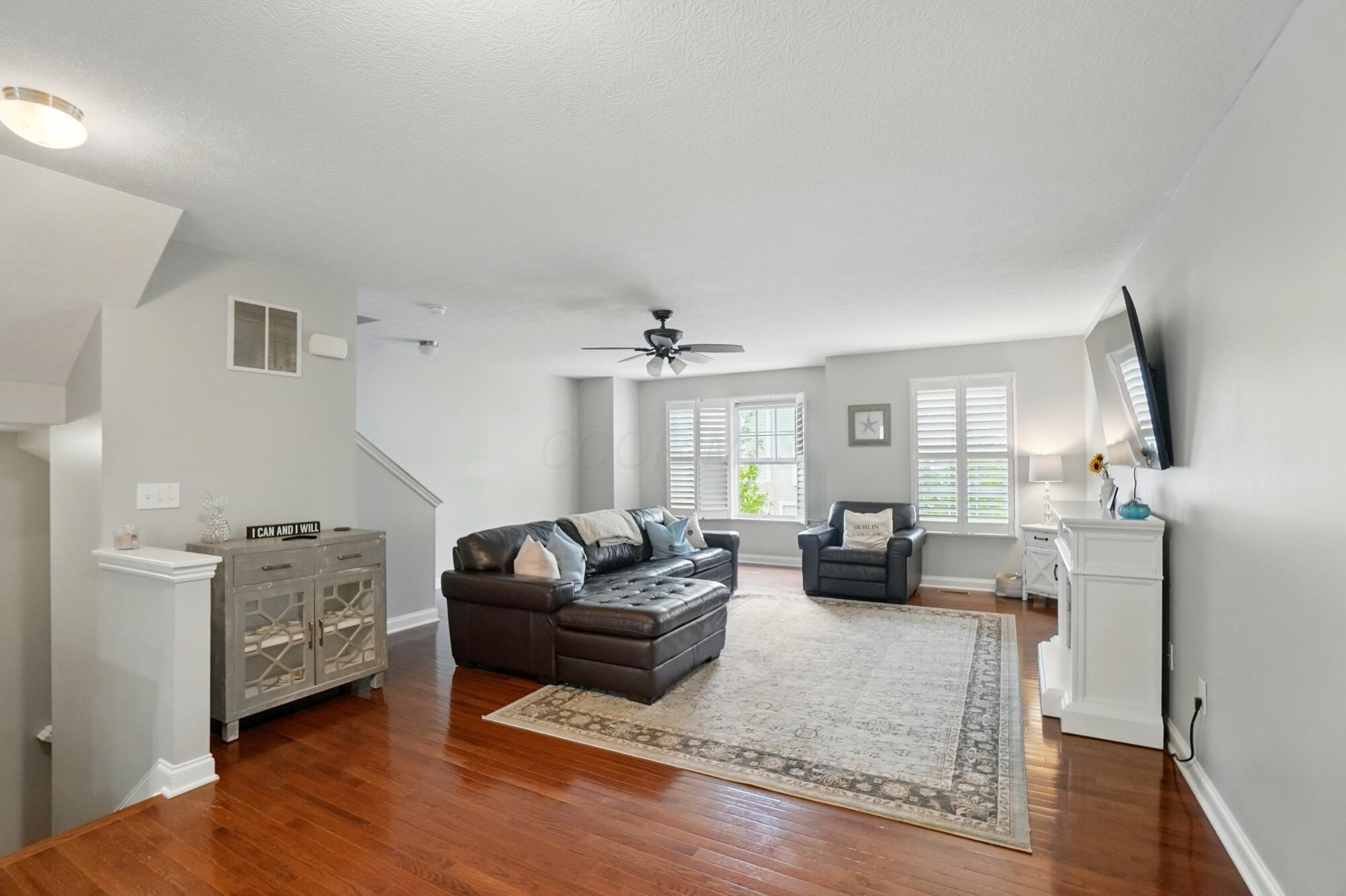 5932 Winberry Creek Drive #1106, Dublin, Ohio image 10