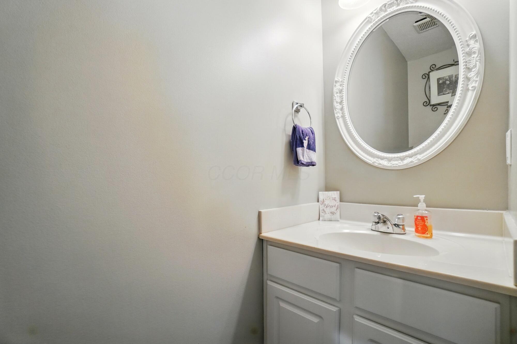5932 Winberry Creek Drive #1106, Dublin, Ohio image 22
