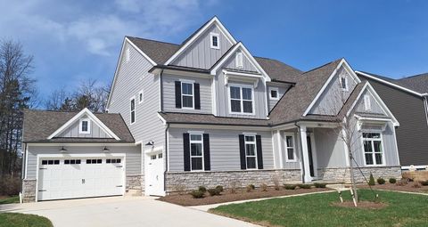 Photo of 7871 Sparrow Run Drive, Plain City, OH 43064 (MLS # 225033786)
