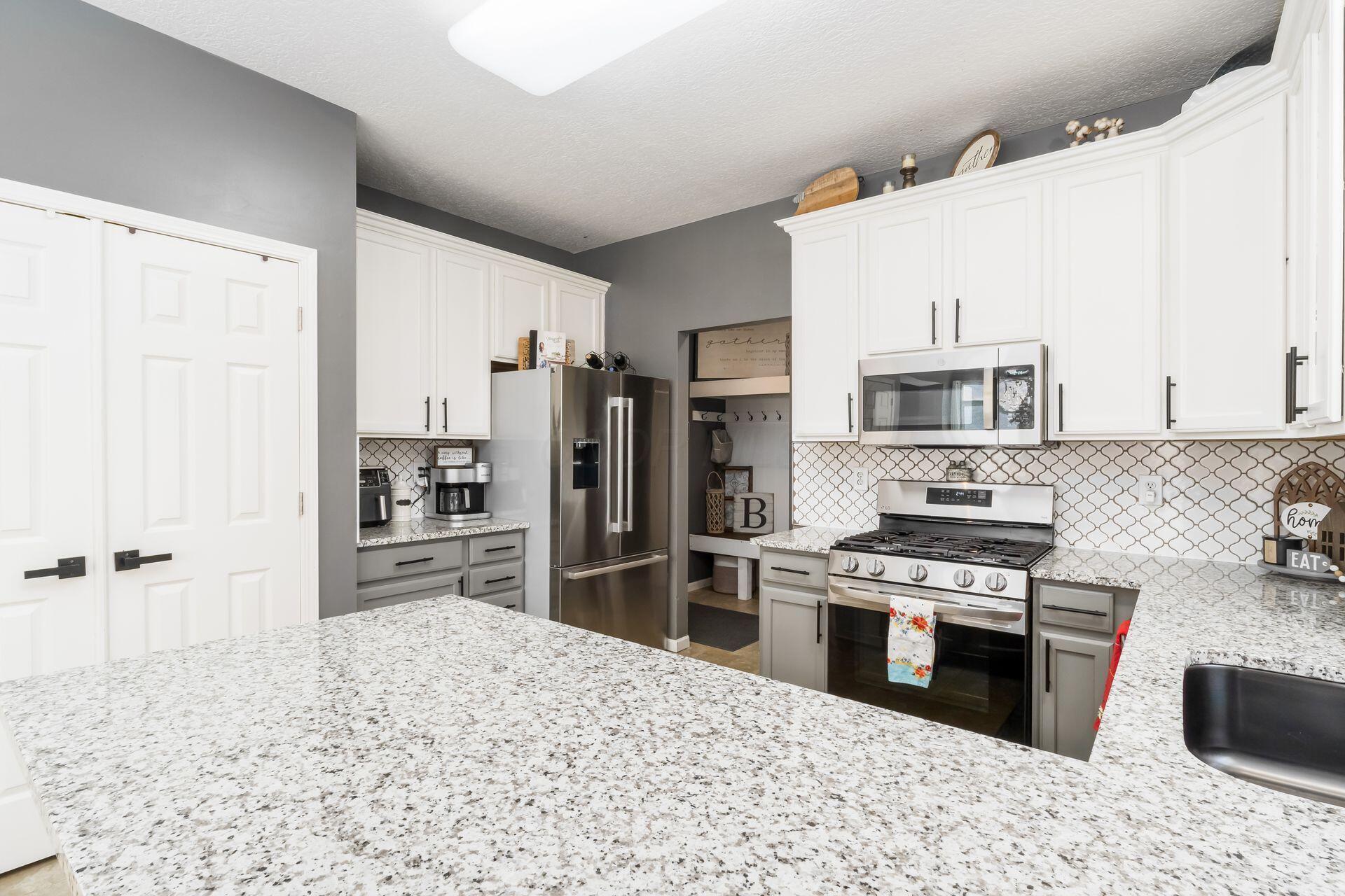 572 Princeton Street, Ashville, Ohio image 15