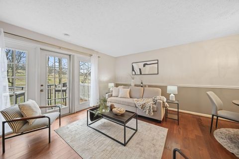 Tiny photo for 304 Constitution Drive, Chillicothe, OH 45601 (MLS # 225046291)